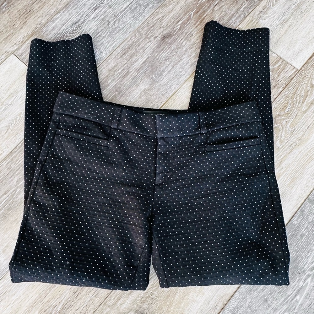 🛍️ banana Republic black with white dots stretch pants.excellent condition.